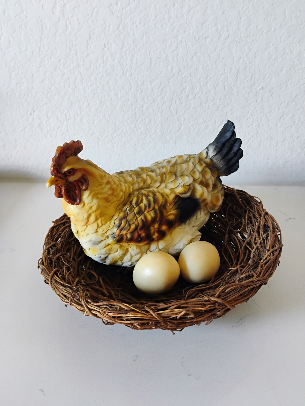 Vintage Rooster Chicken Resin Figurine Figure Eggs Nest Country Decor Farmhouse
